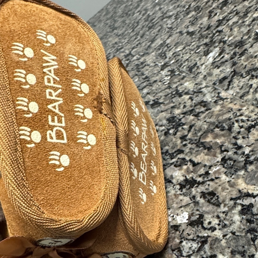 BearPaw Tan Baby Boots with Faux Fur - Picture 4 of 13